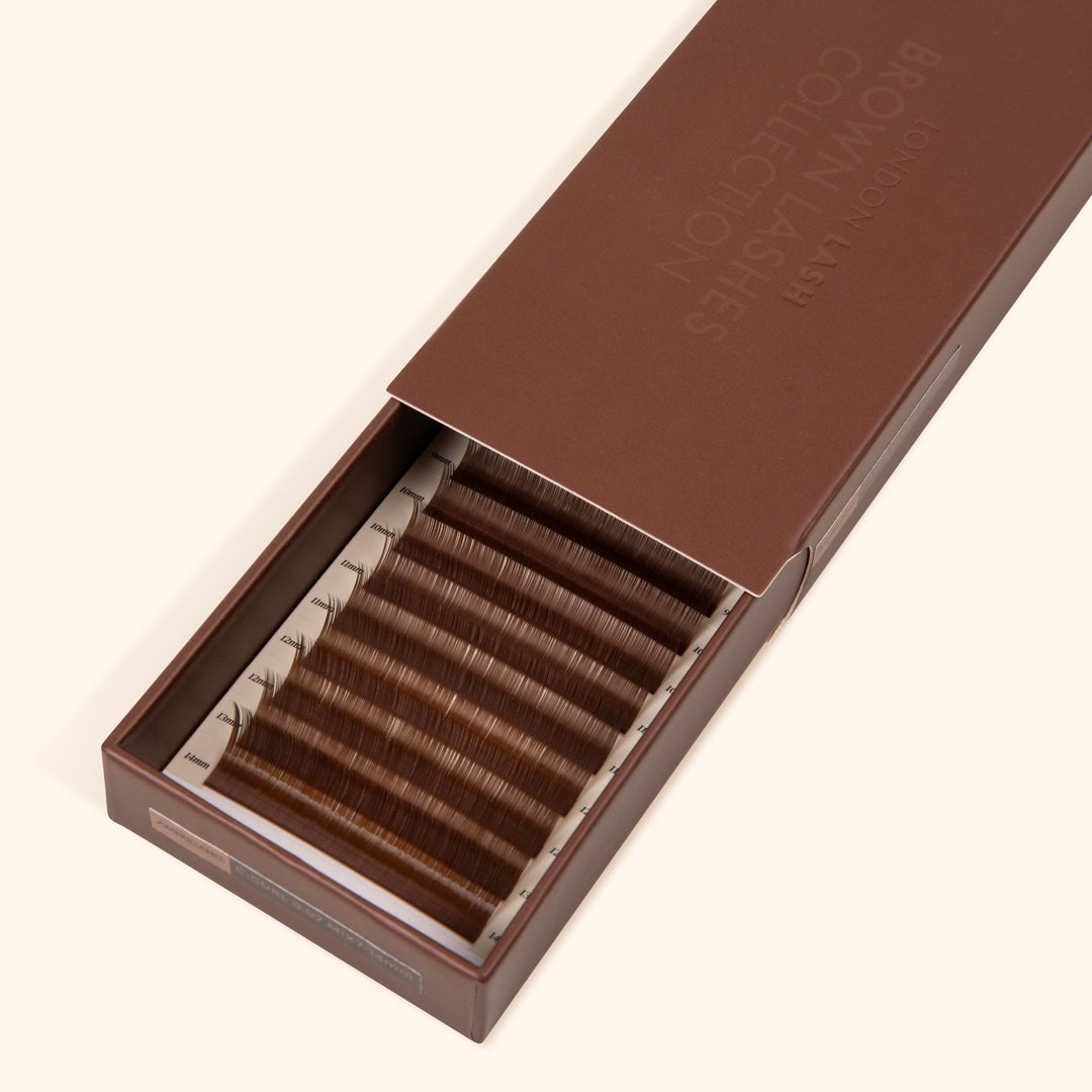 Bruine wimpers - Americano-collectie