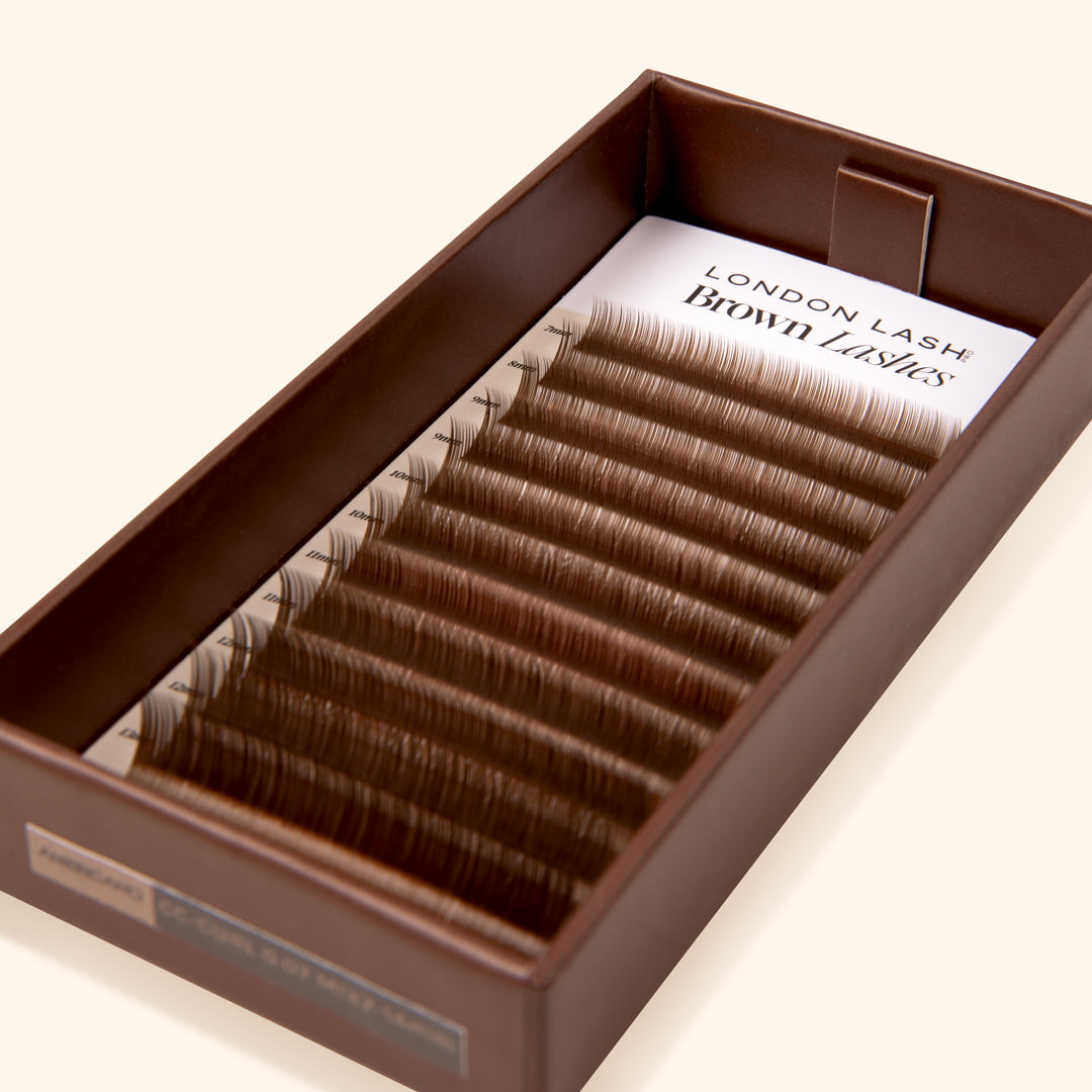 Bruine wimpers - Americano-collectie