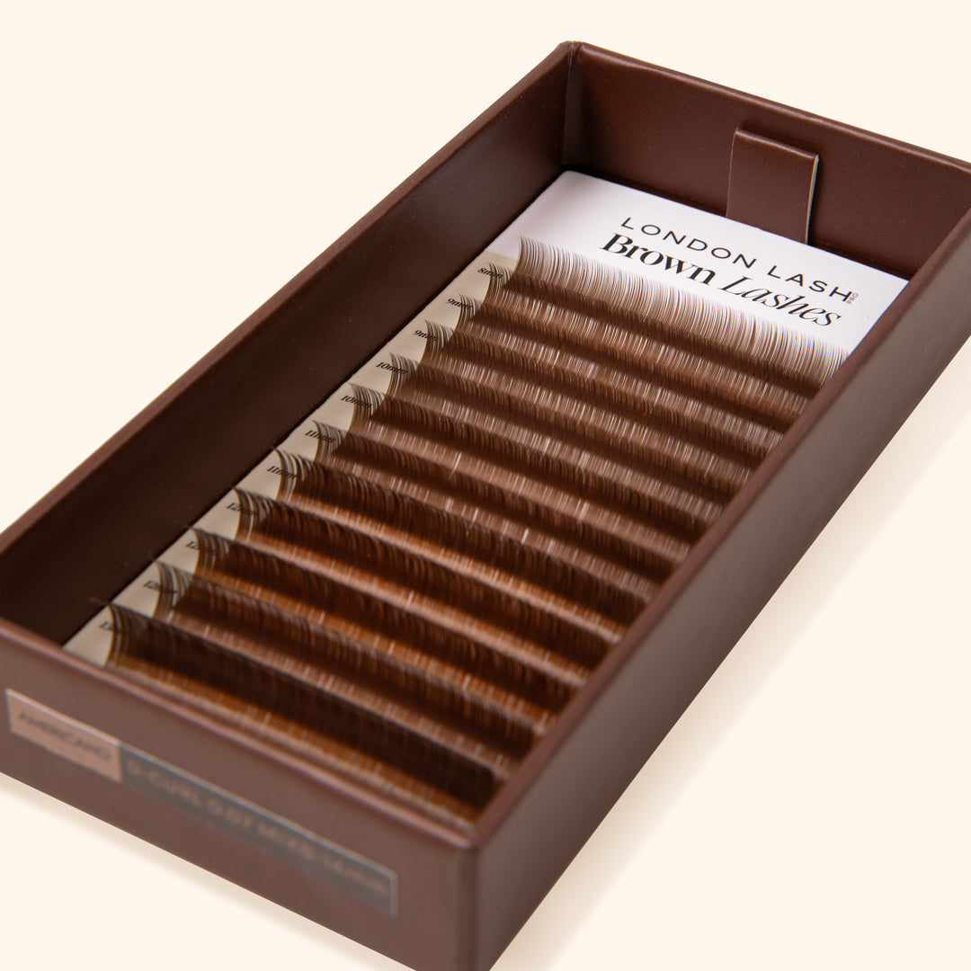Bruine wimpers - Americano-collectie