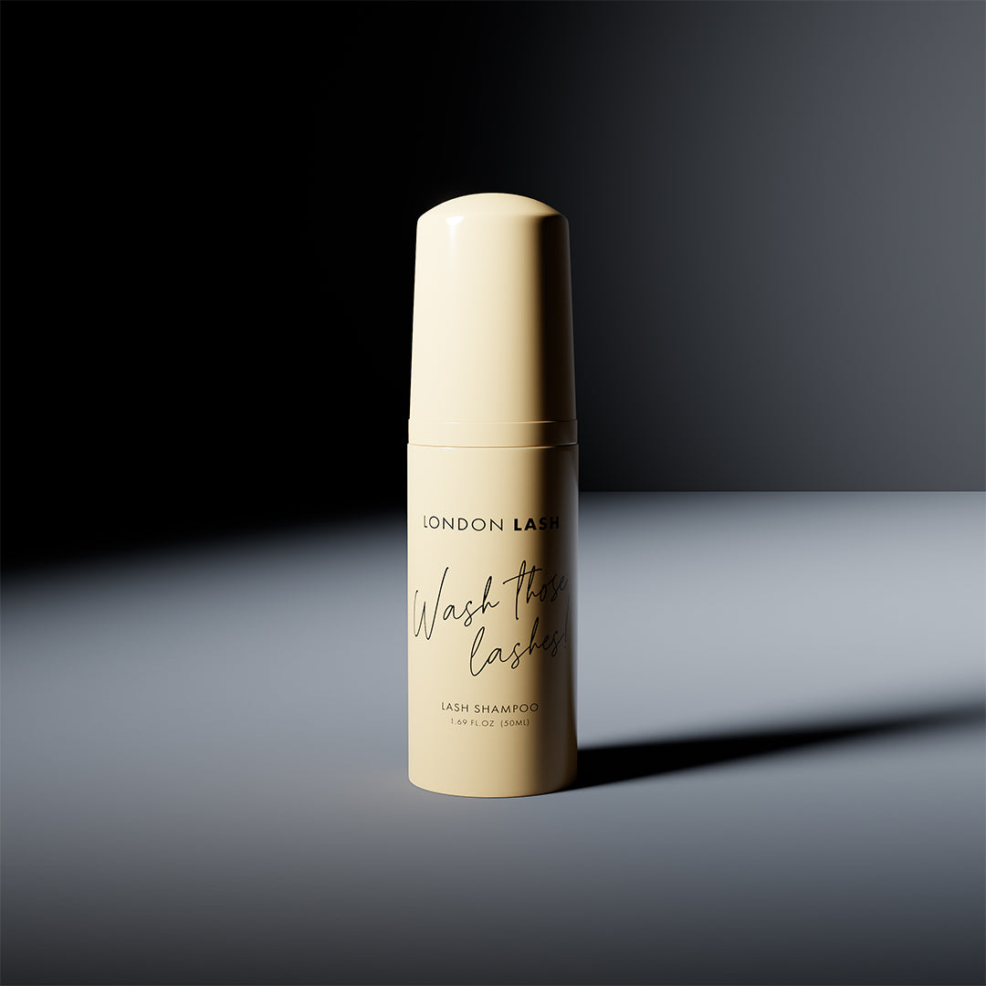 STAP 1: Schuimende reiniger/wimpershampoo