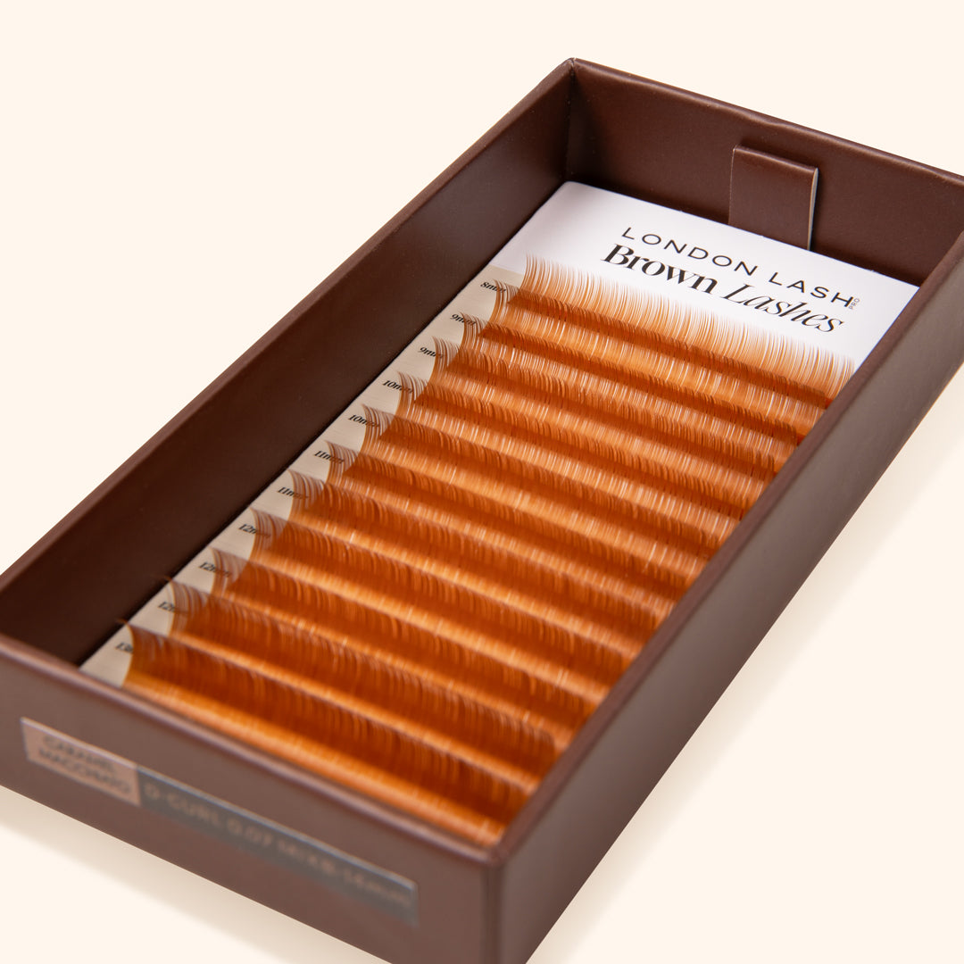 Bruine wimpers - Caramel Macchiato-collectie