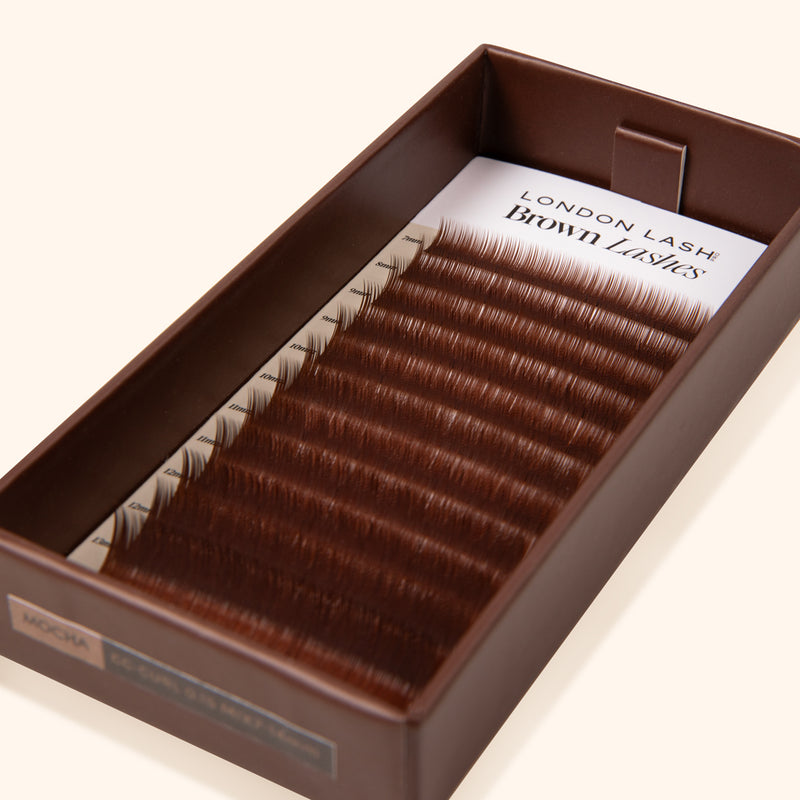 Bruine wimpers - Mokka-collectie