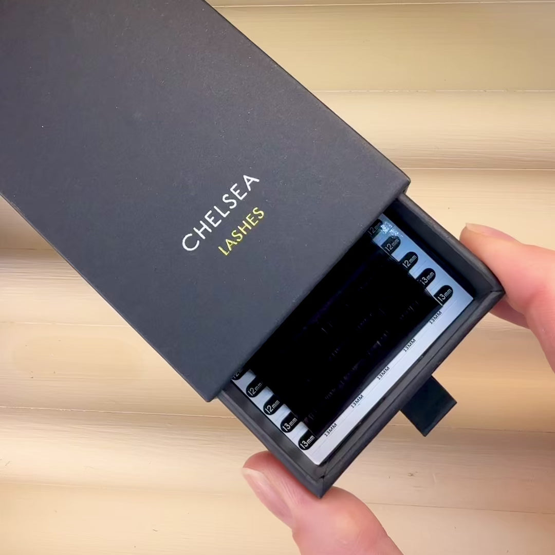 Volume/Classic Chelsea Lashes 0.10